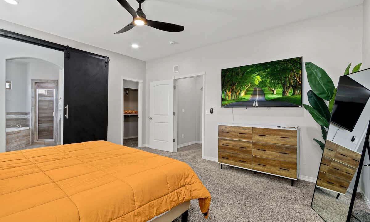 Photo of Bedroom in Biggs Field