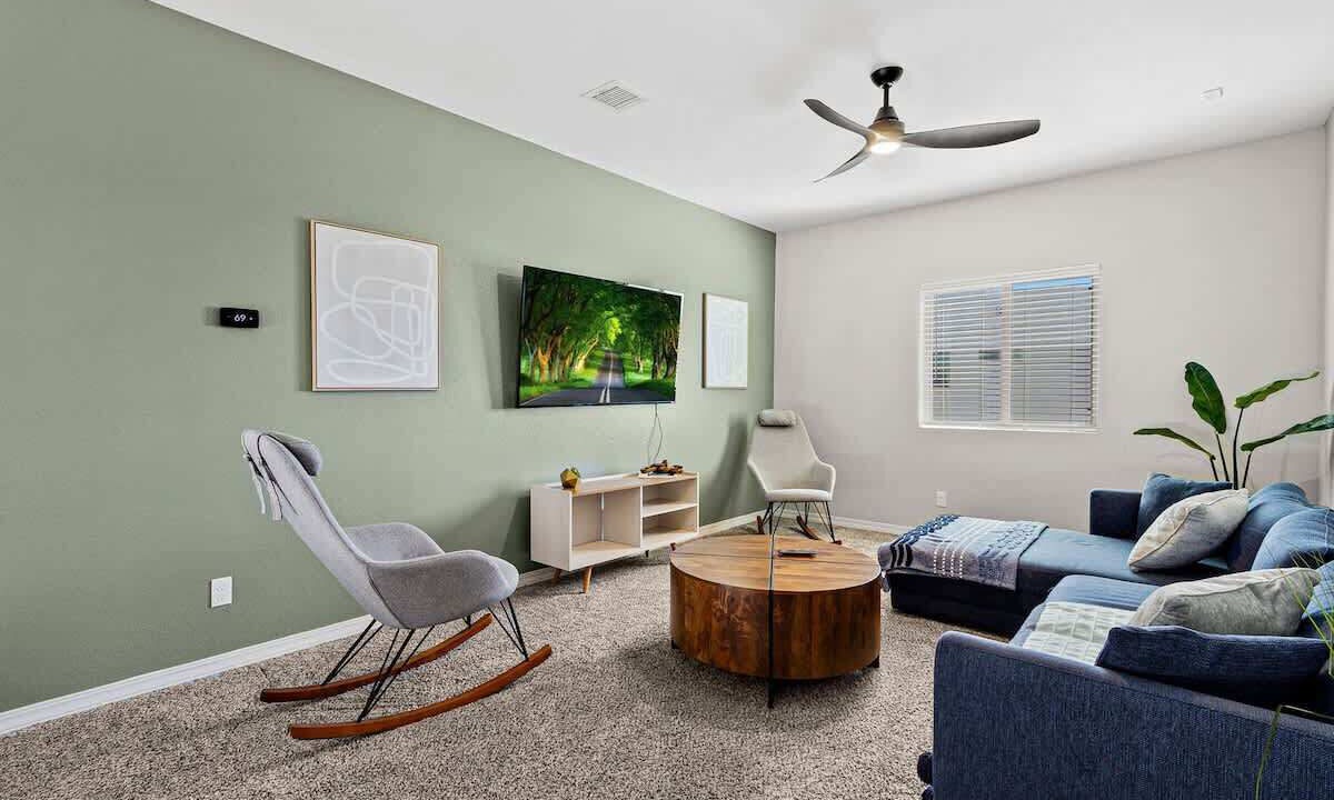 Photo of Livingroom in Biggs Field