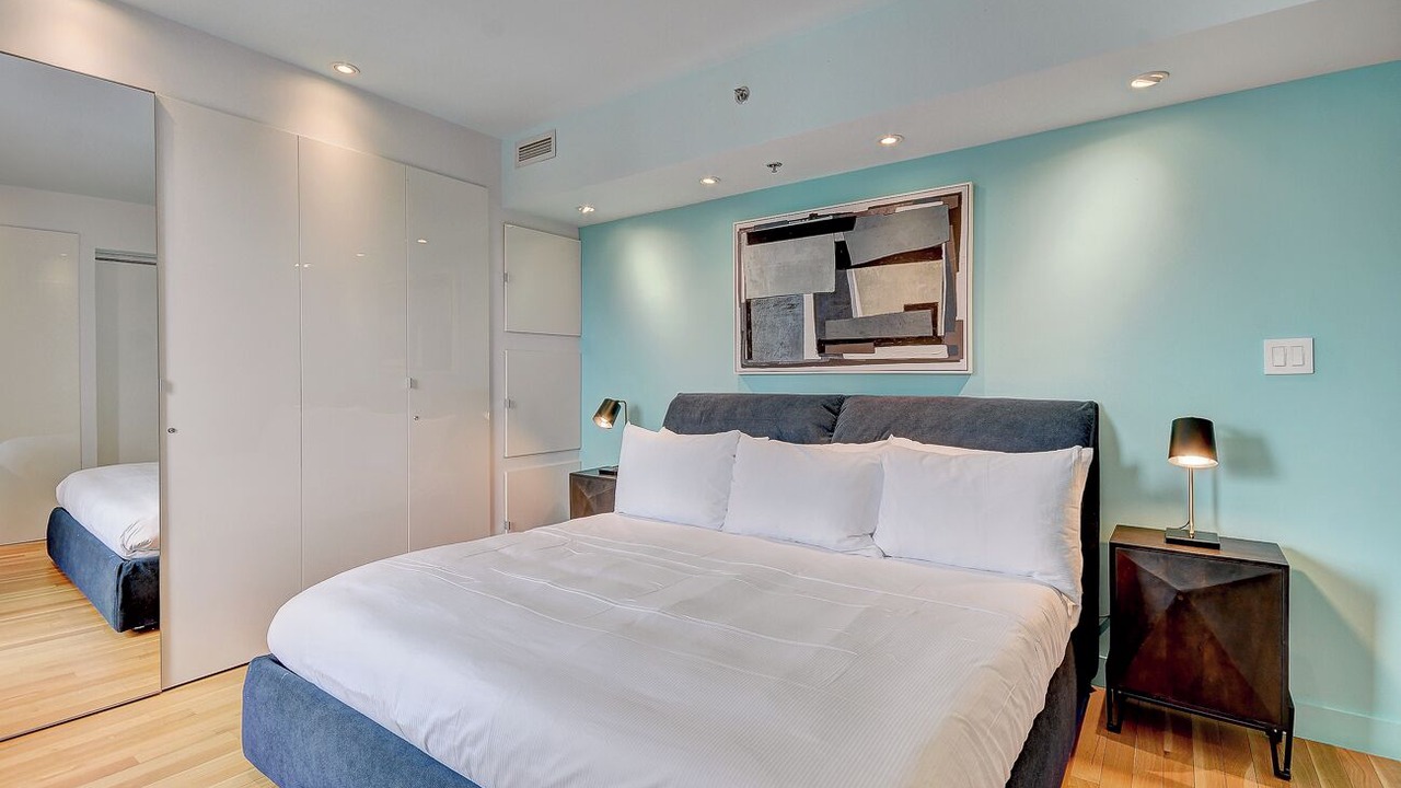 Photo of Bedroom in Quartier des Spectacles