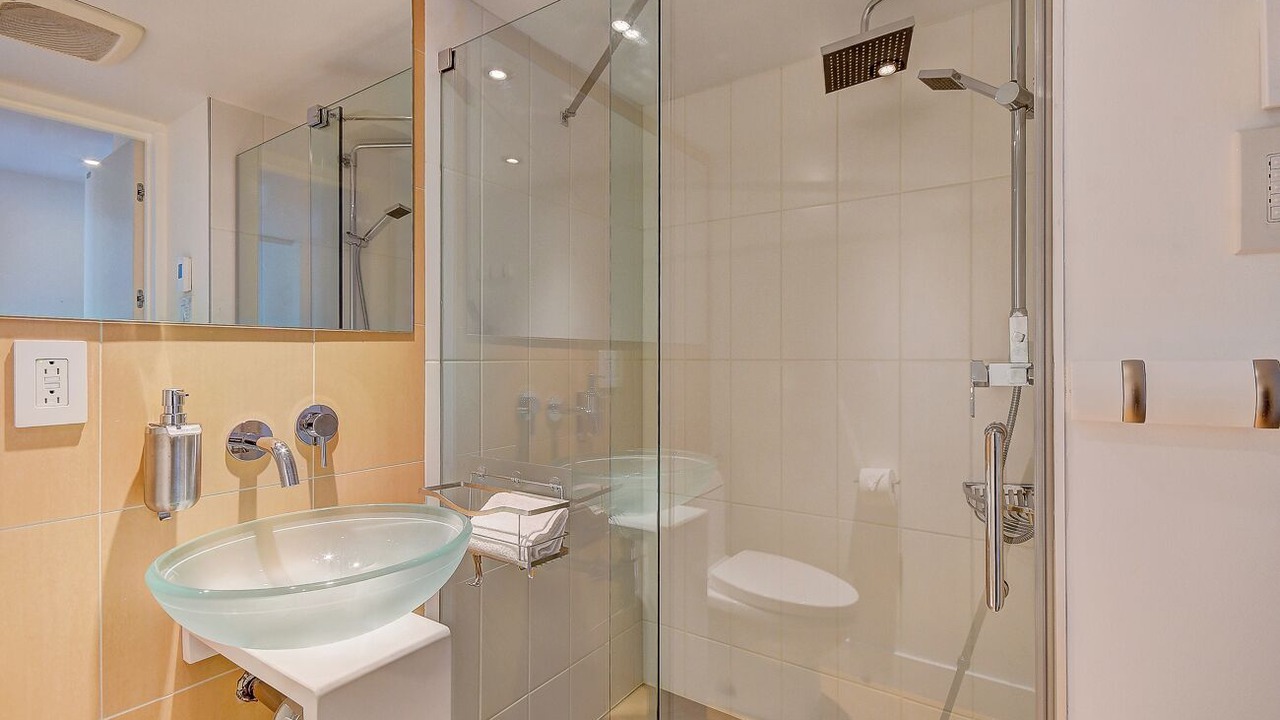 Photo of Bathroom in Quartier des Spectacles
