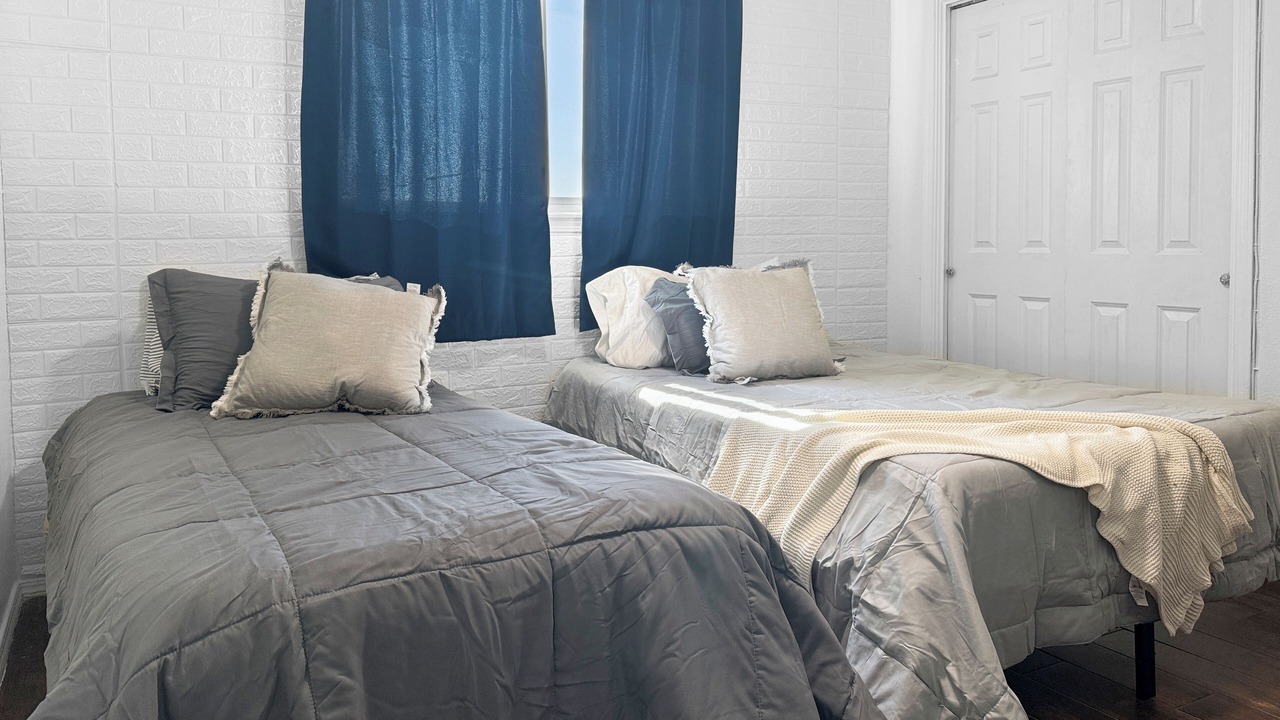 Photo of Bedroom in Biggs Field