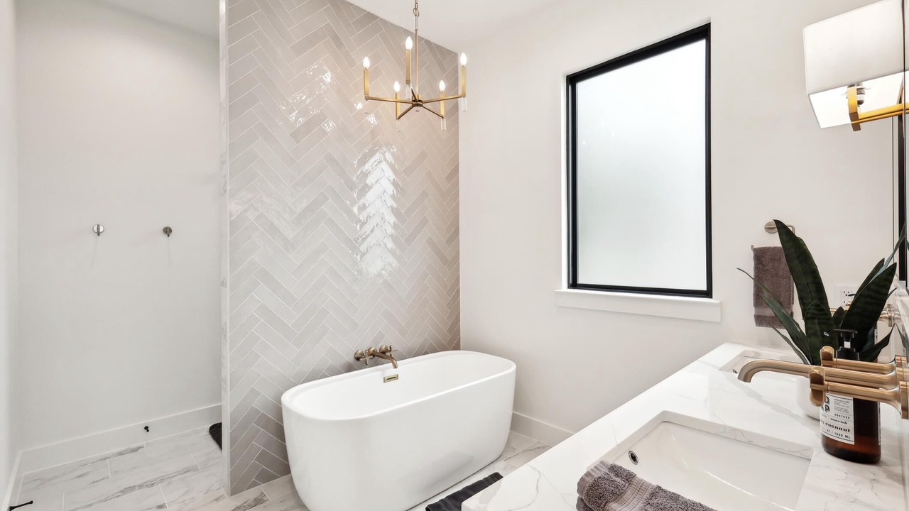 Photo of Bathroom in Palo Pinto County