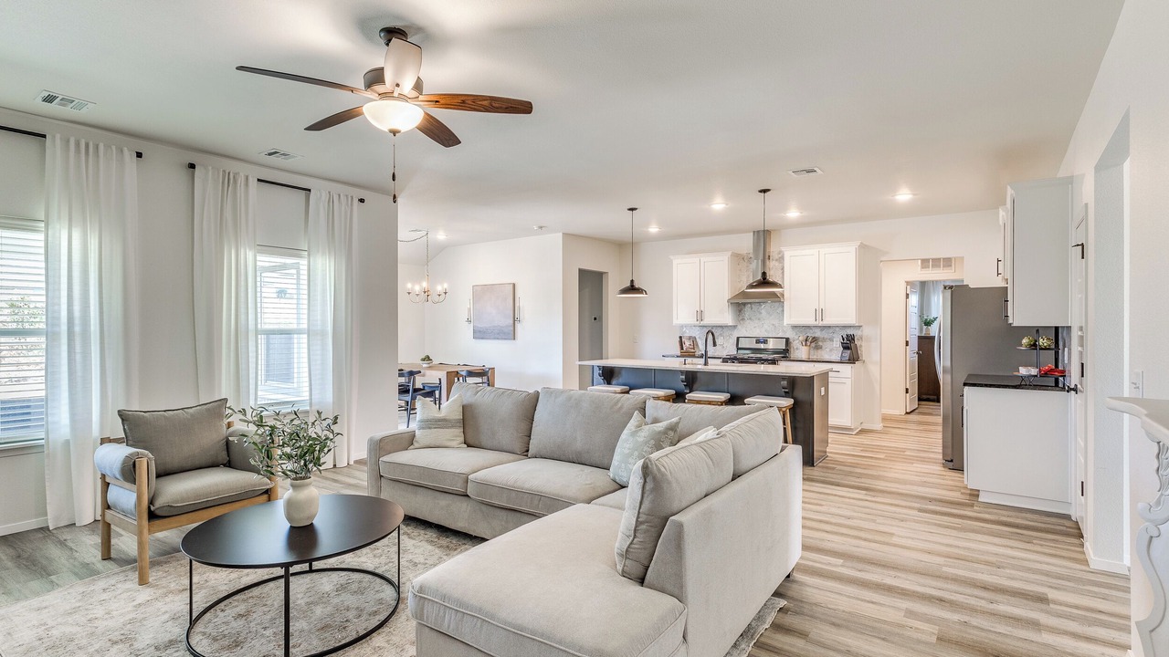 Photo of Livingroom in Owasso