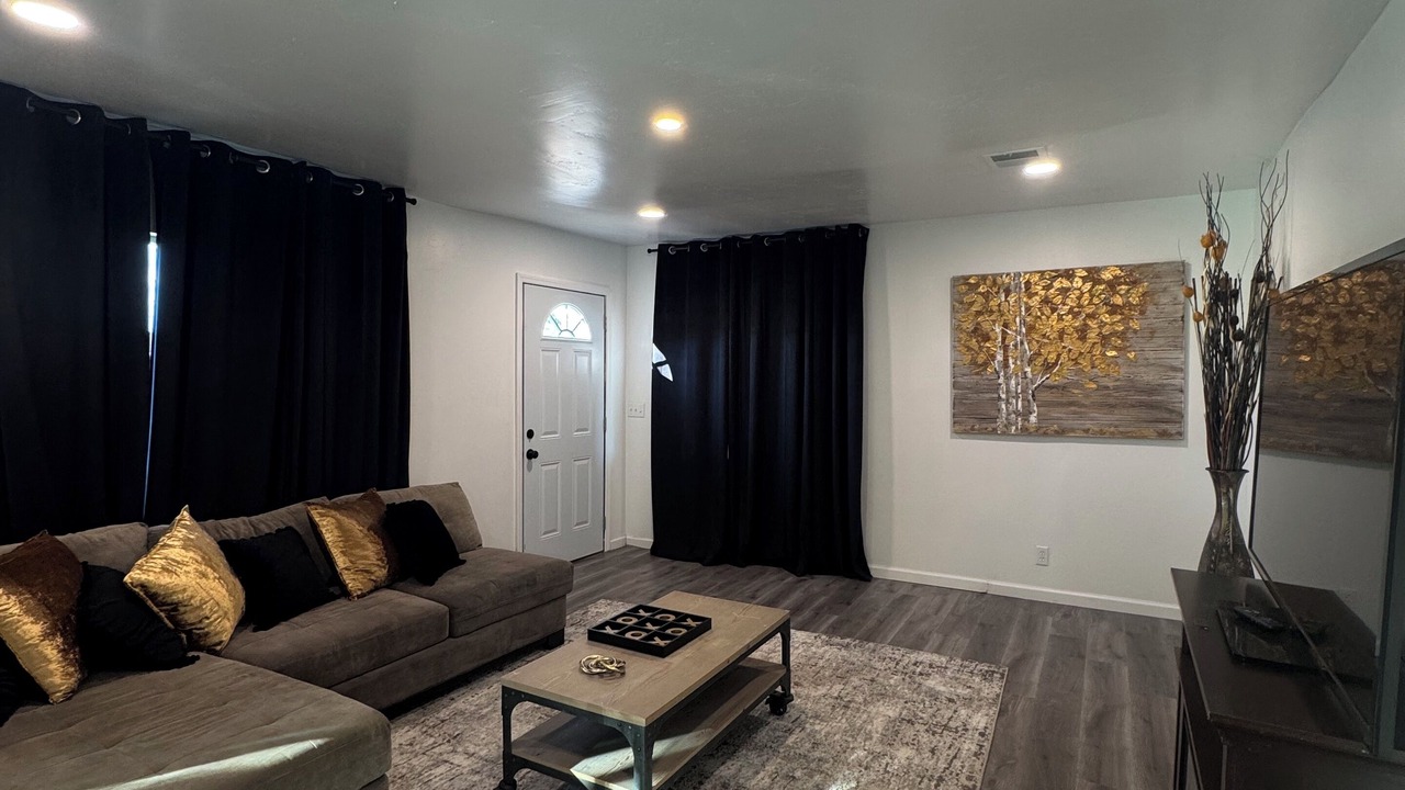 Photo of Livingroom in Winslow