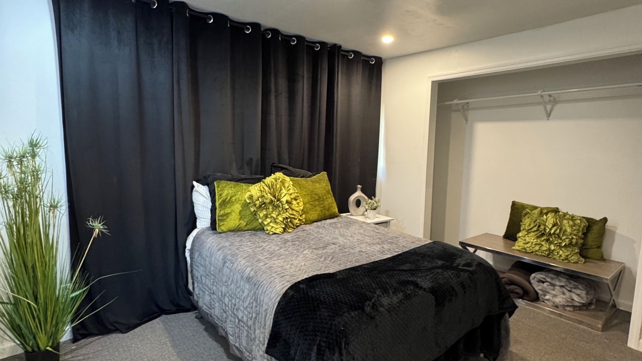 Photo of Bedroom in Winslow