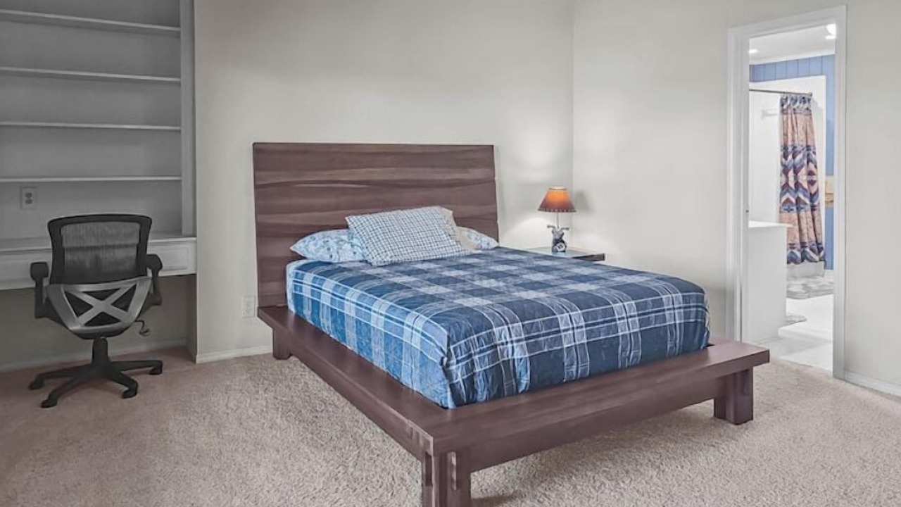 Photo of Bedroom in Pottsboro