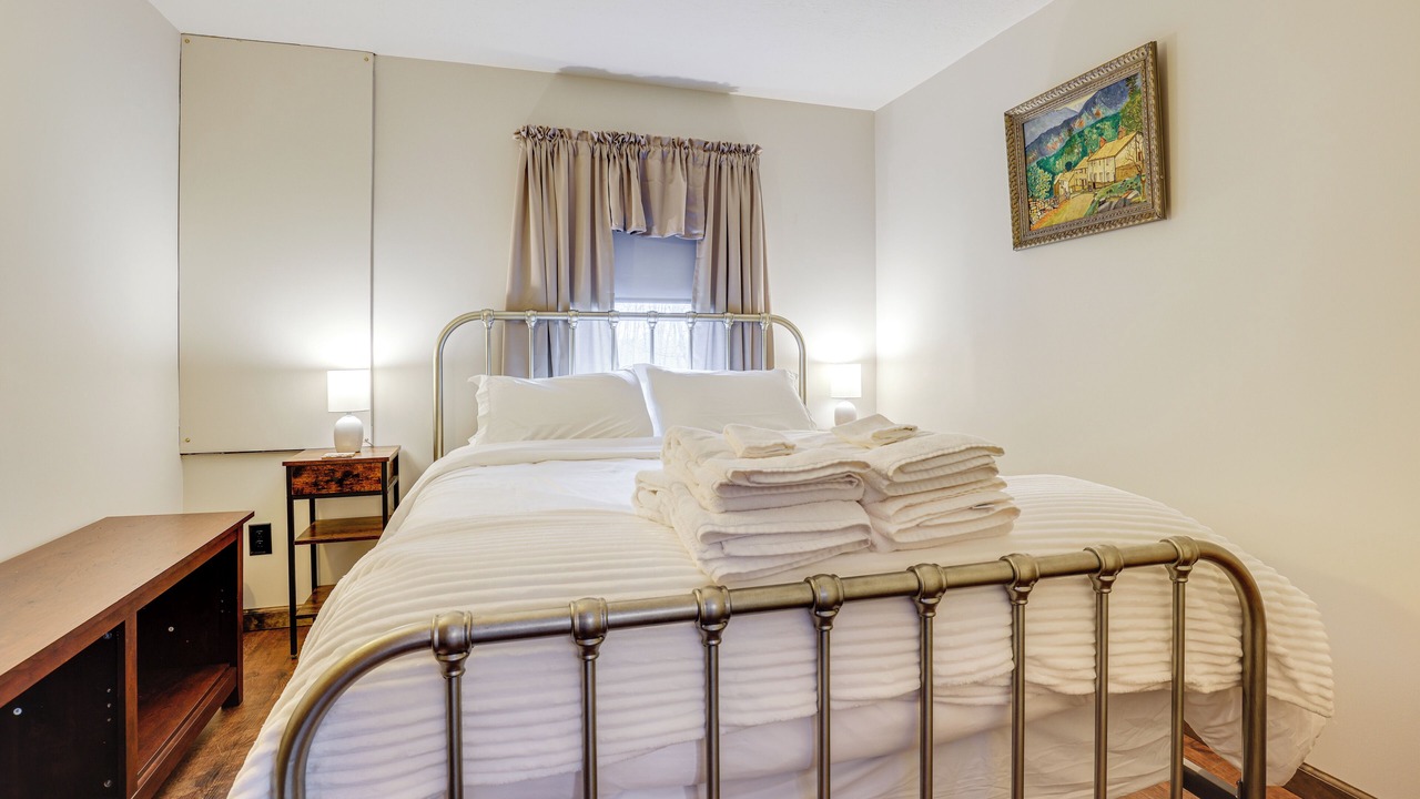 Photo of Bedroom in Cohocton