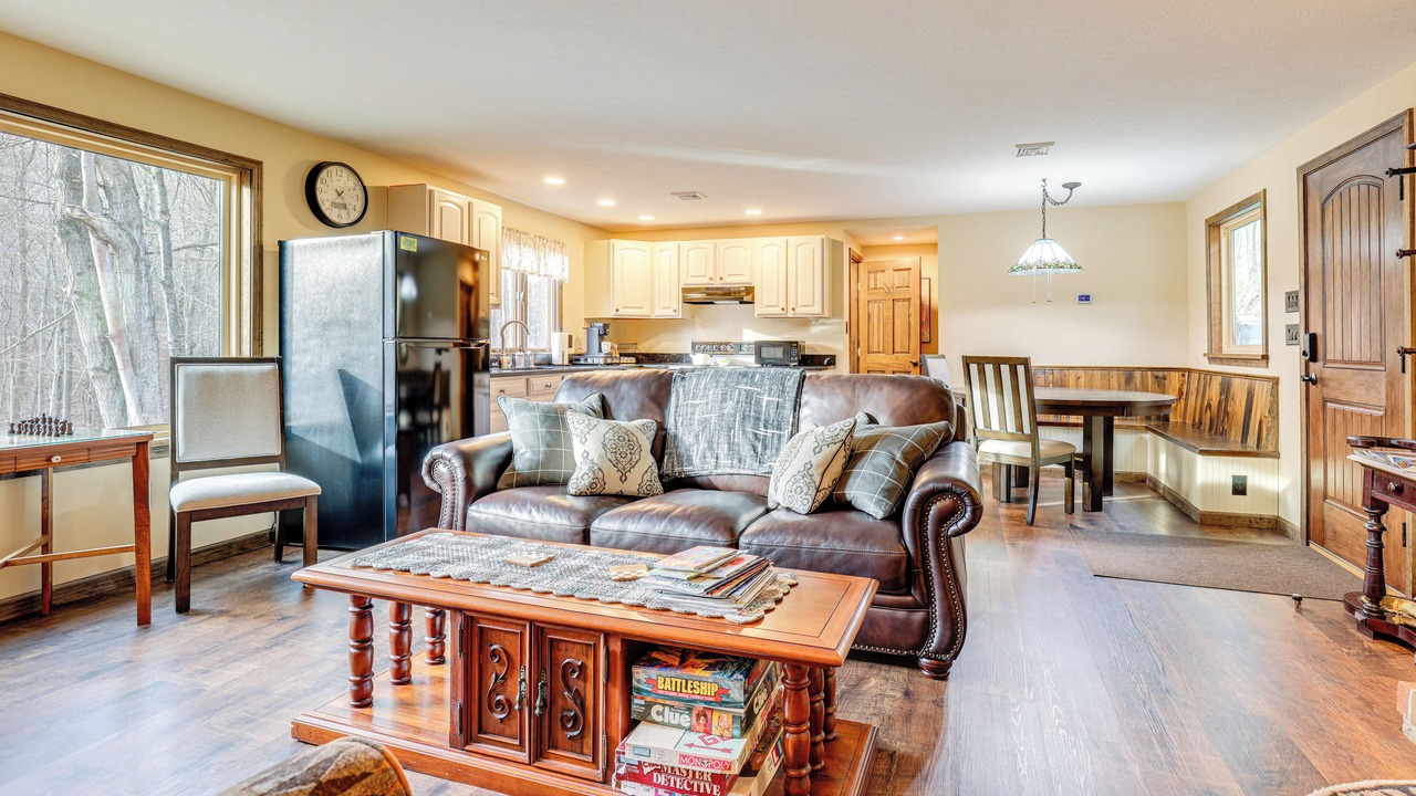 Photo of Livingroom in Cohocton