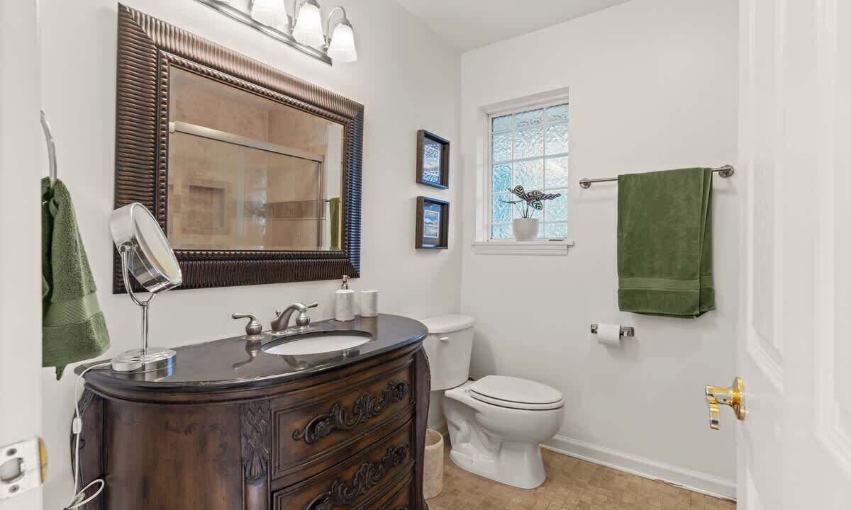 Photo of Bathroom in Saint Simons Heights