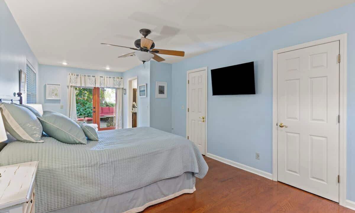 Photo of Bedroom in Saint Simons Heights