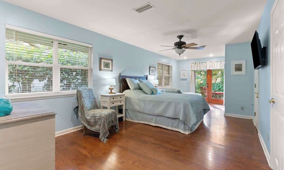 Photo of Bedroom in Saint Simons Heights