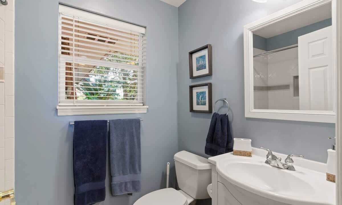 Photo of Bathroom in Saint Simons Heights