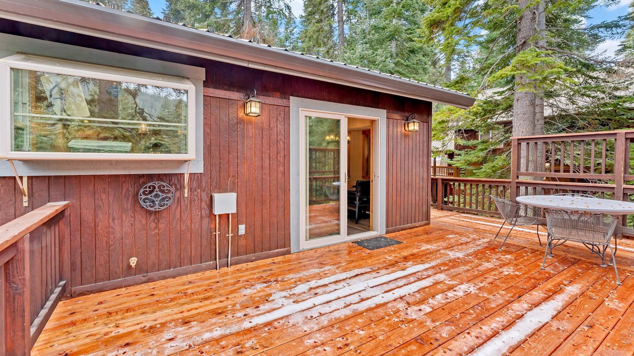 Photo of Outdoor in Kingswood Estates