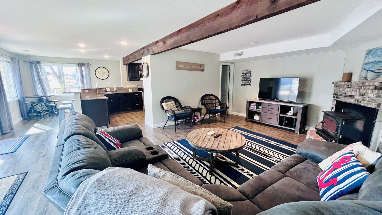 Photo of Livingroom in Sunrise Beach