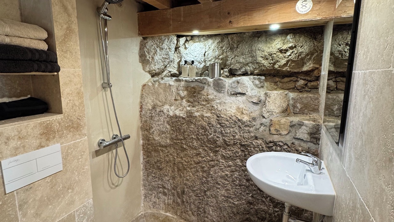 Photo of Bathroom in Buis-les-Baronnies