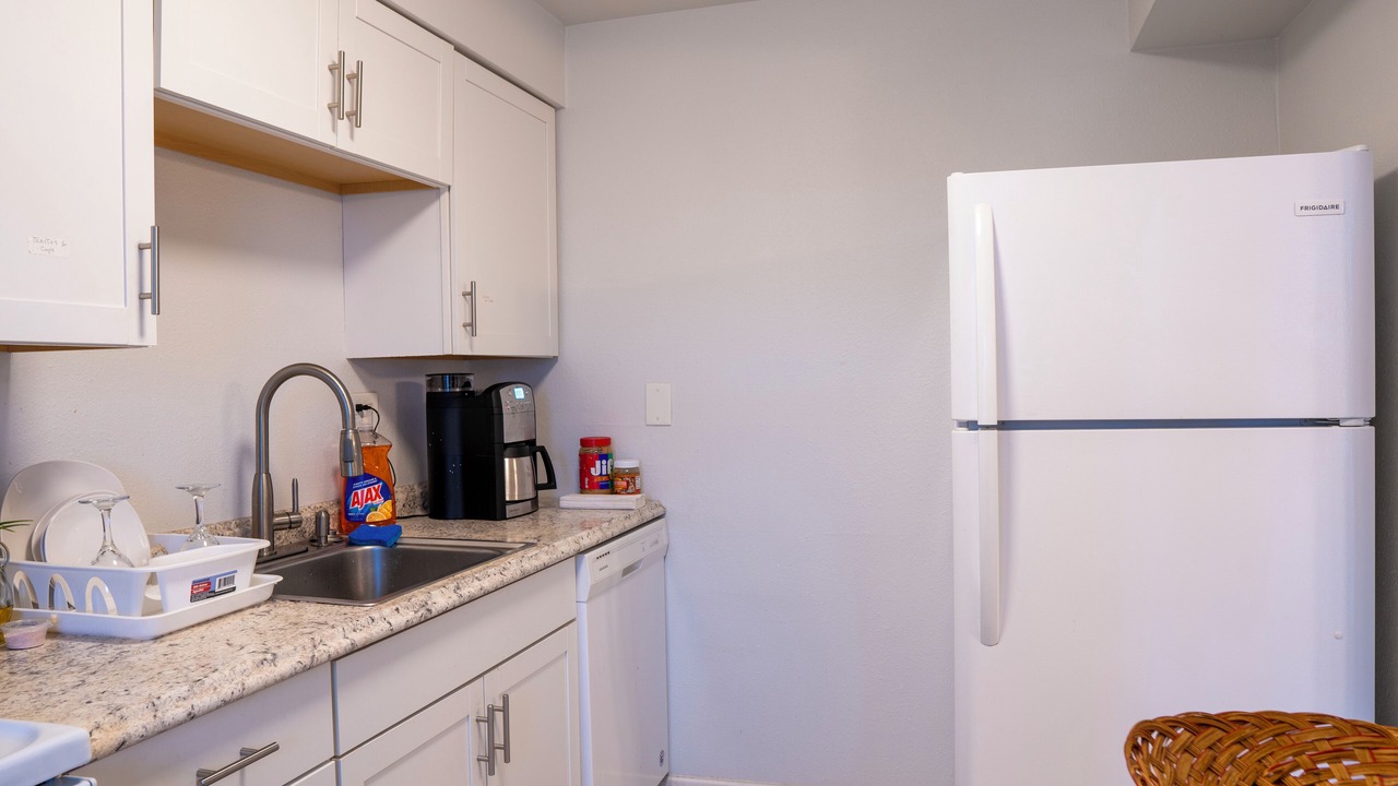 Photo of Kitchen in SeaTac