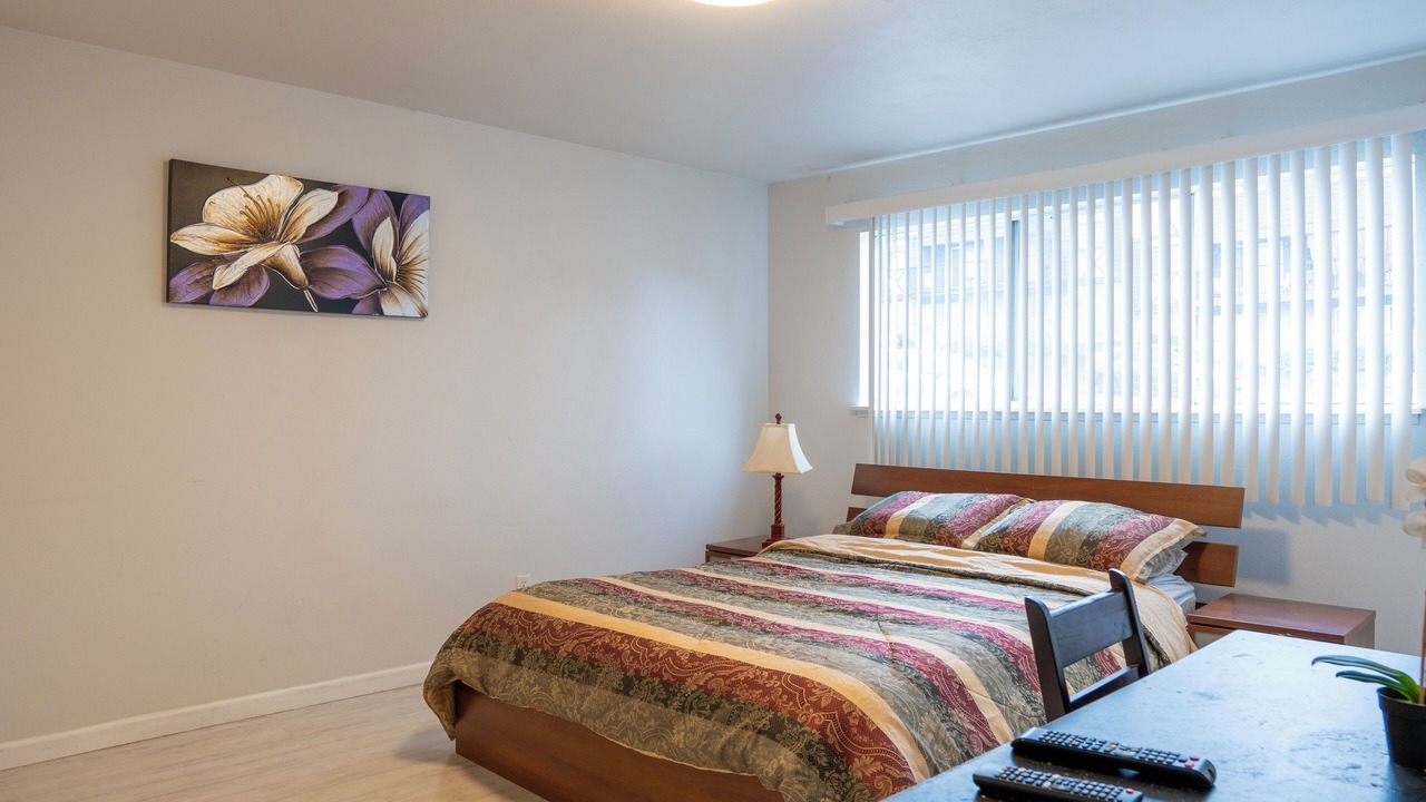 Photo of Bedroom in SeaTac