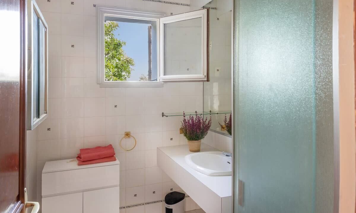 Photo of Bathroom in San-Nicolao