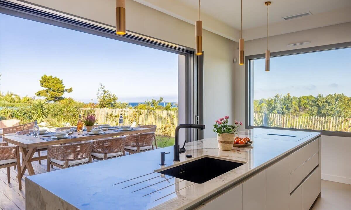 Photo of Others in Prunete