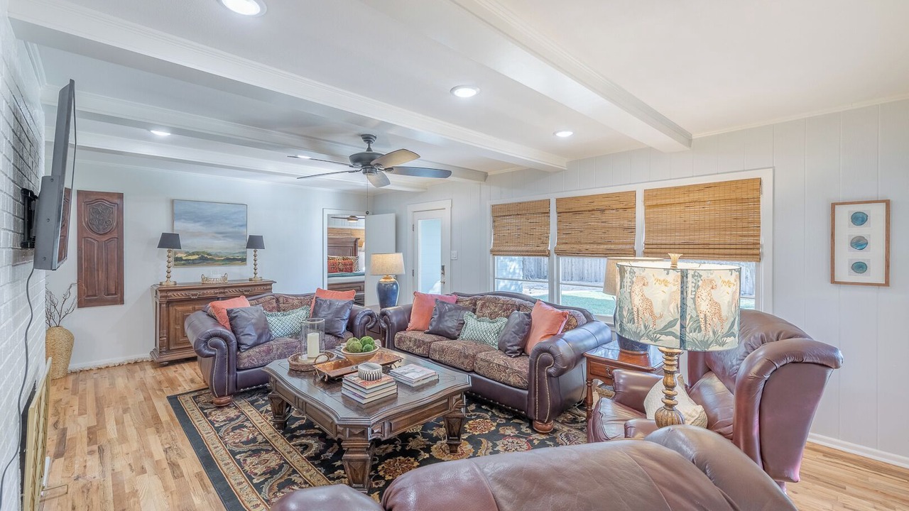 Photo of Livingroom in Tech Terrace