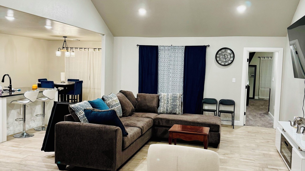 Photo of Livingroom in Lawton