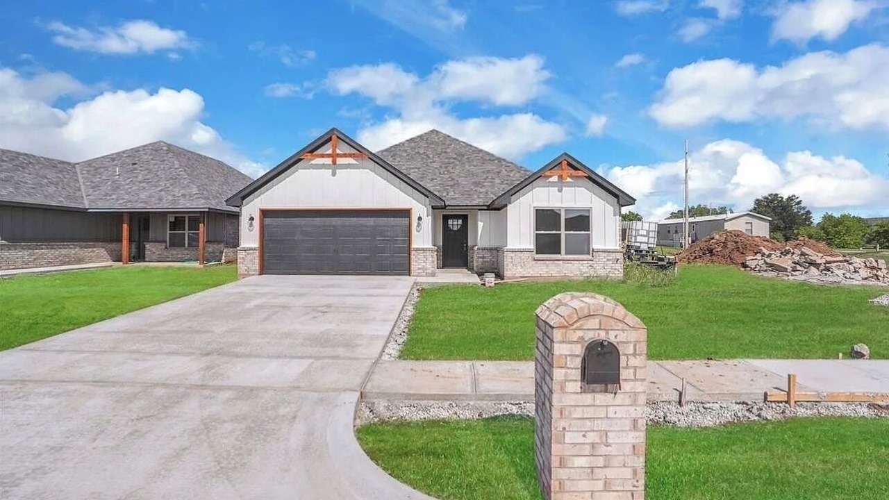 Photo of Outdoor in Lawton