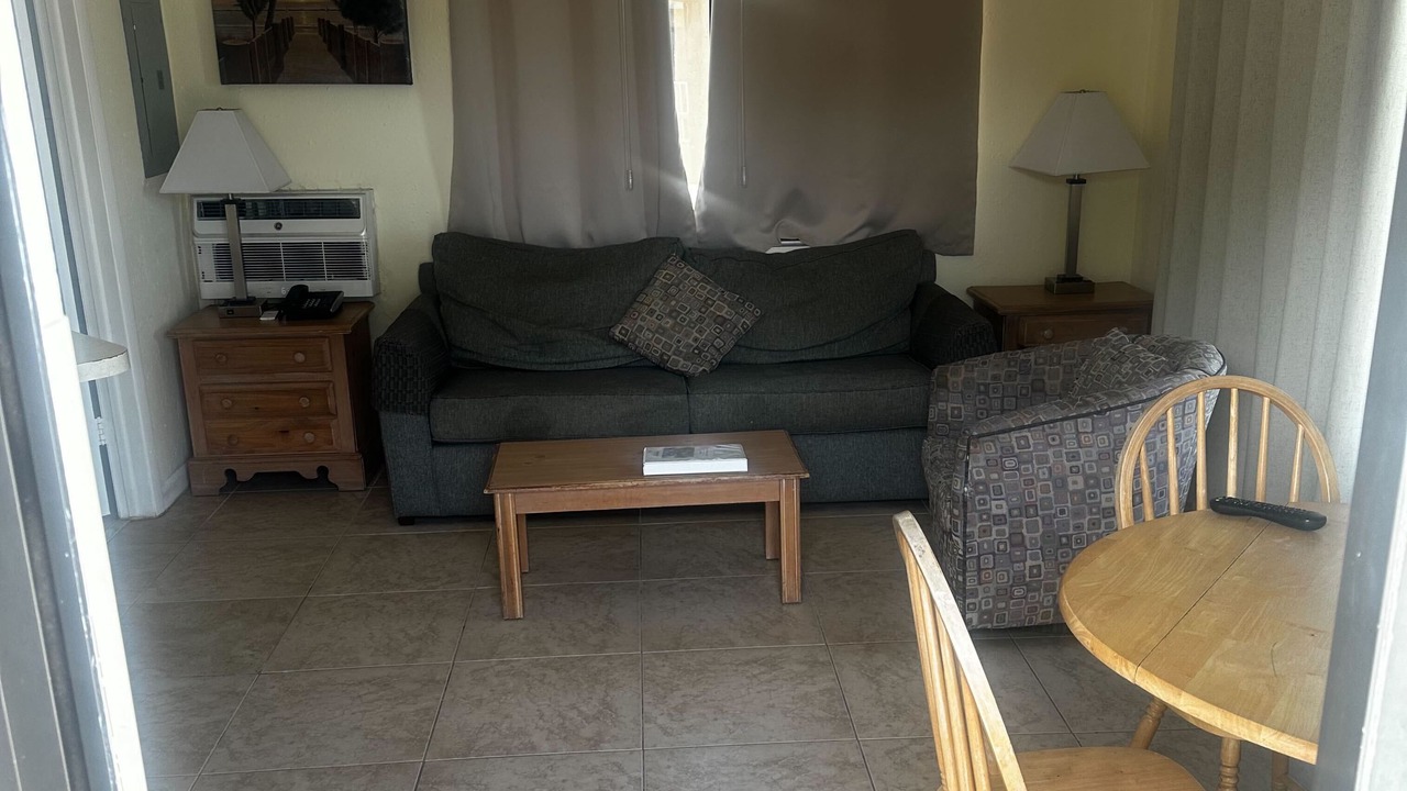 Photo of Livingroom in Deerfield Beach