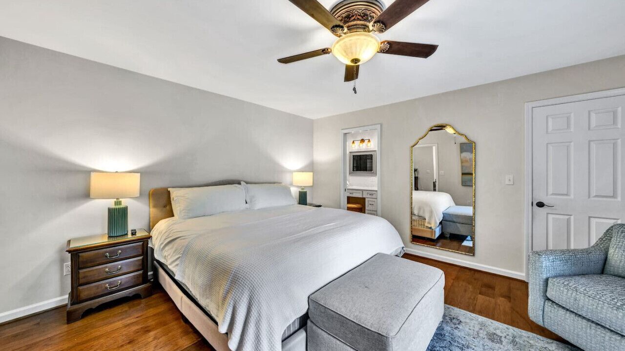 Photo of Bedroom in North Shore