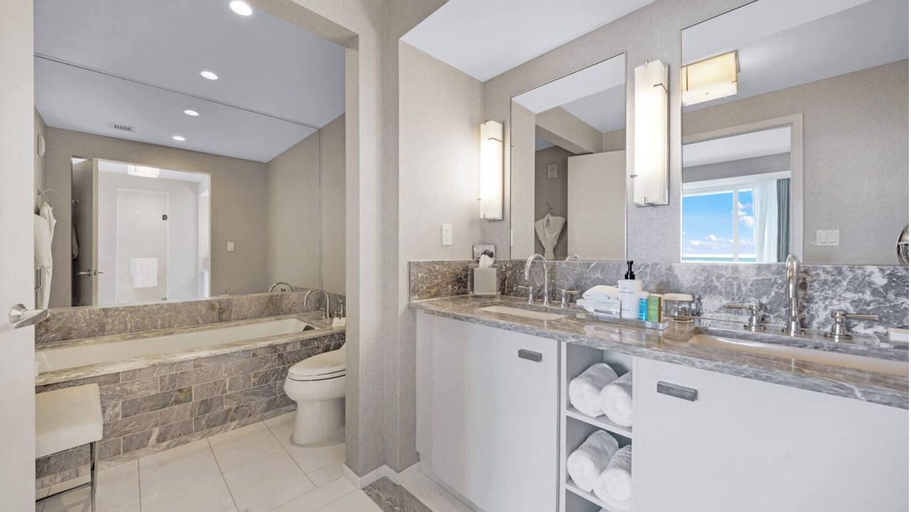 Photo of Bathroom in Central Beach
