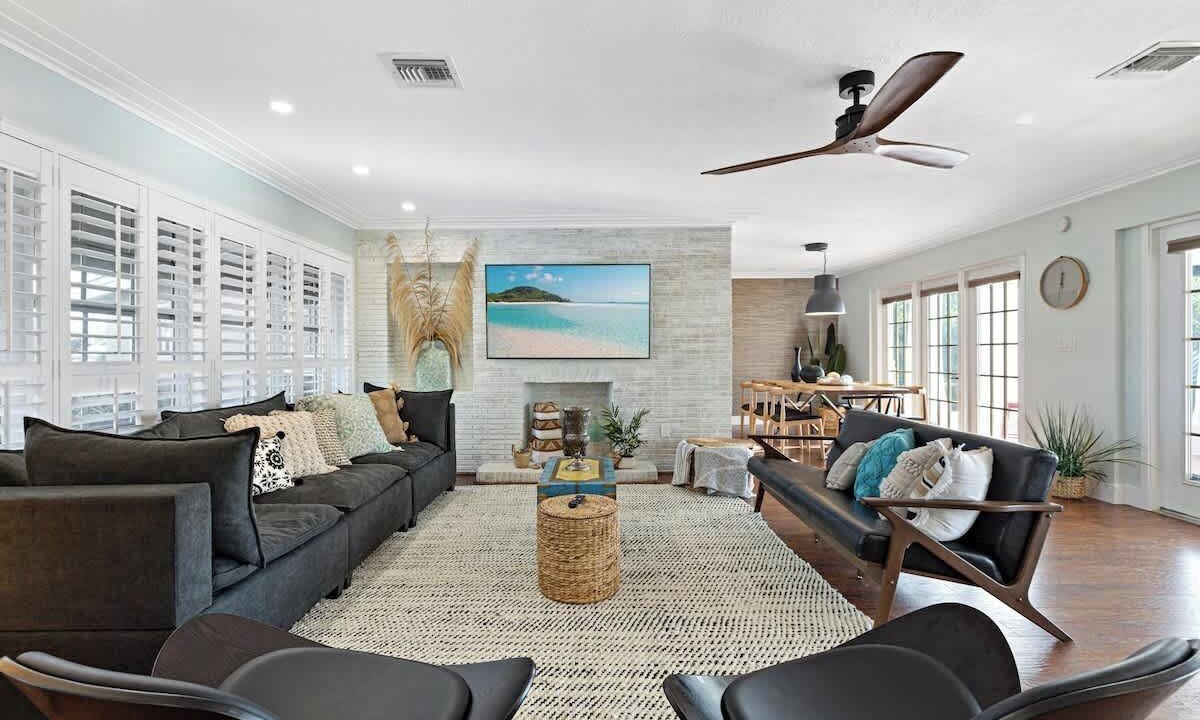 Photo of Livingroom in Pompano Isles