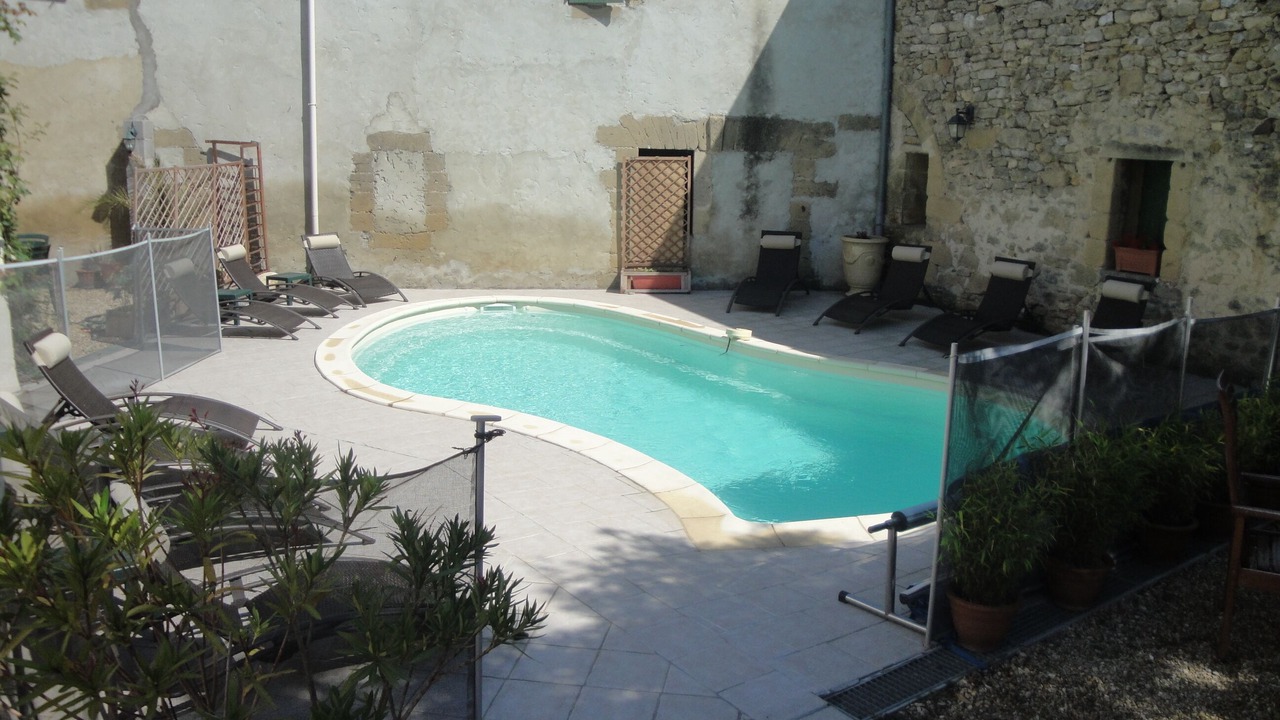 Photo of Outdoor in Montaren-et-Saint-Mediers