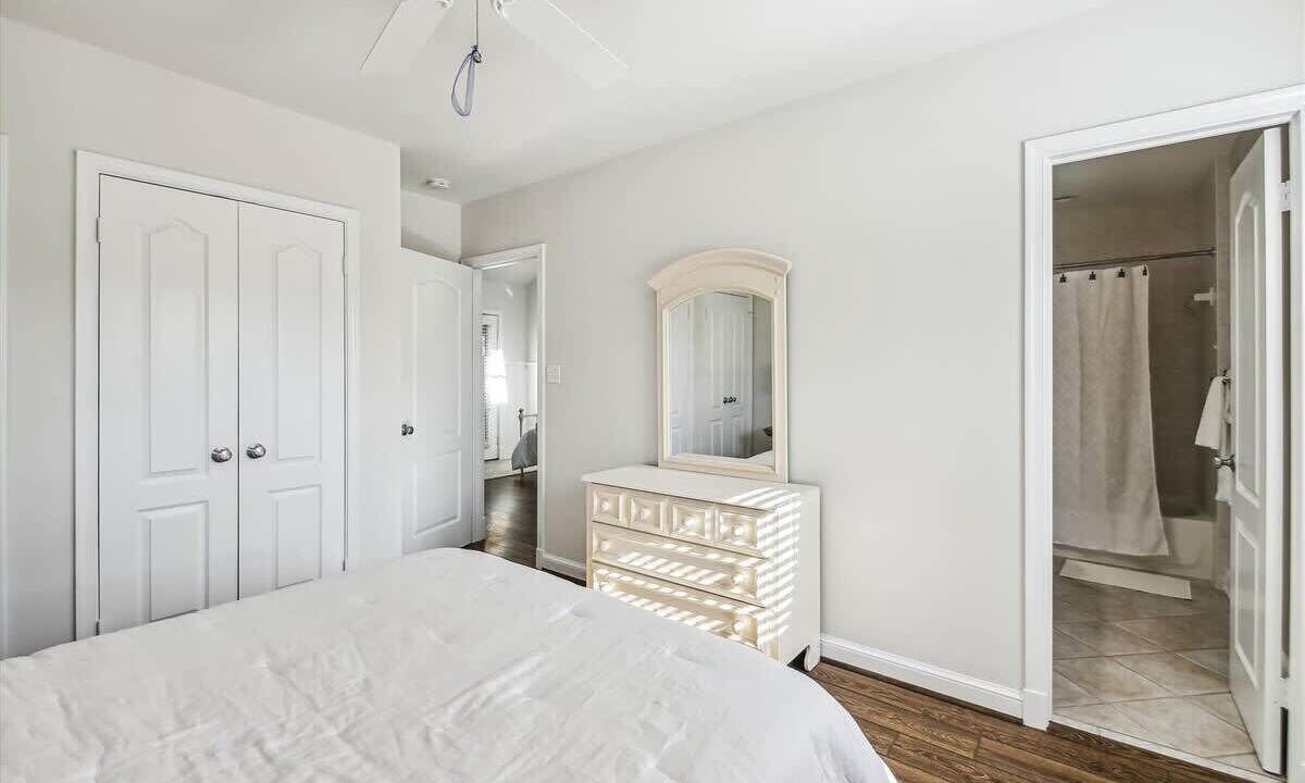 Photo of Bedroom in Selby-on-the-Bay