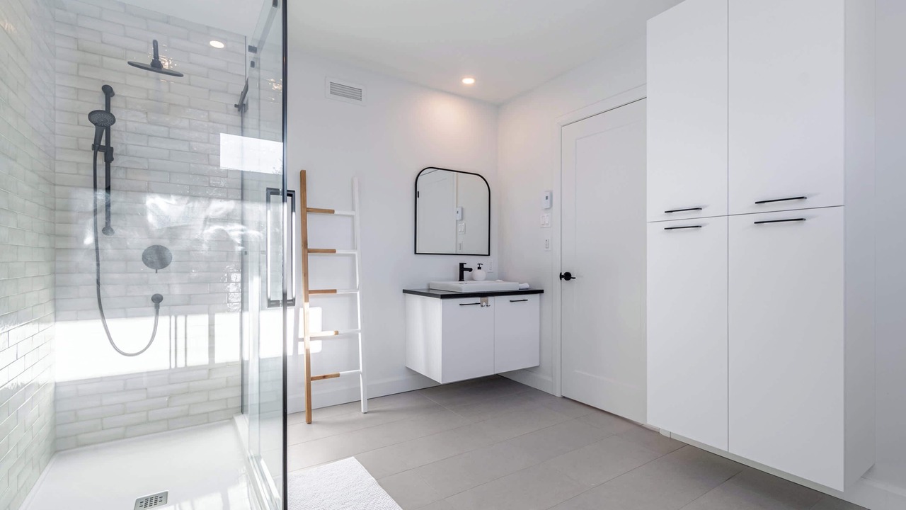 Photo of Bathroom in Shannon