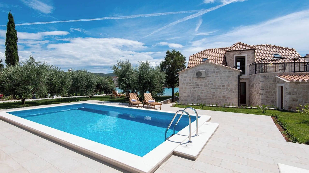 Photo of Outdoor in Loviste