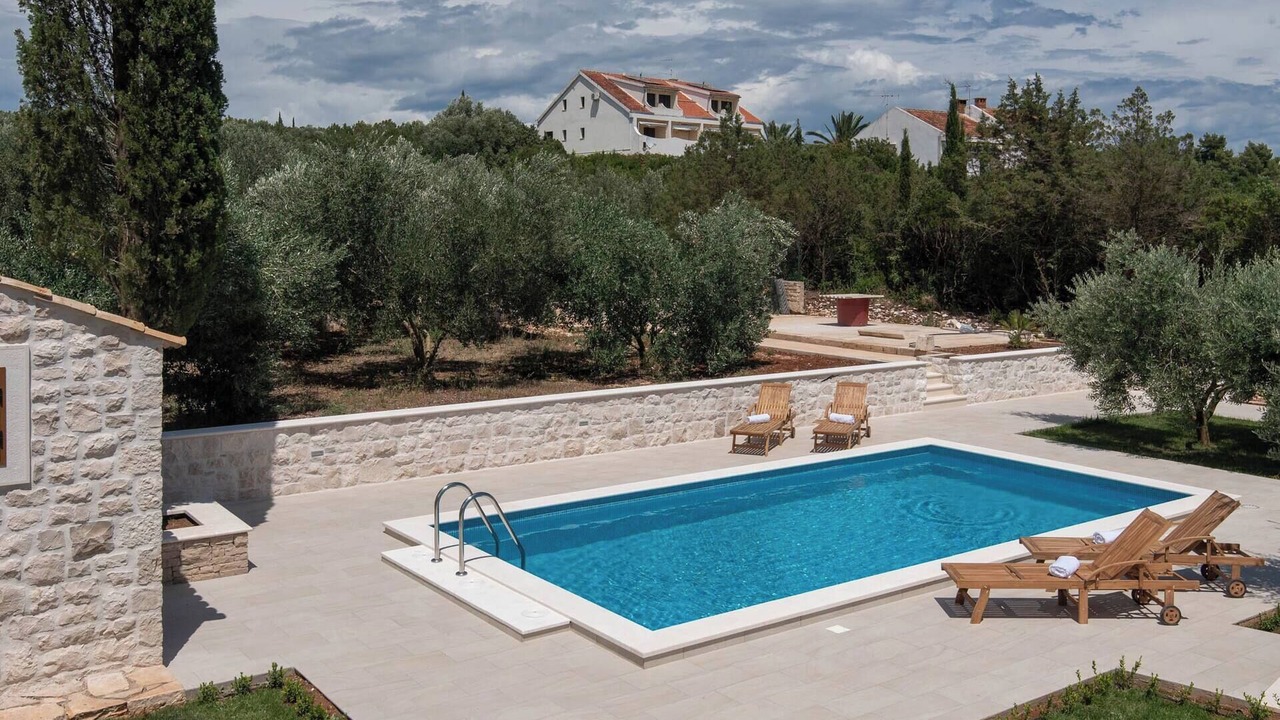Photo of Outdoor in Loviste
