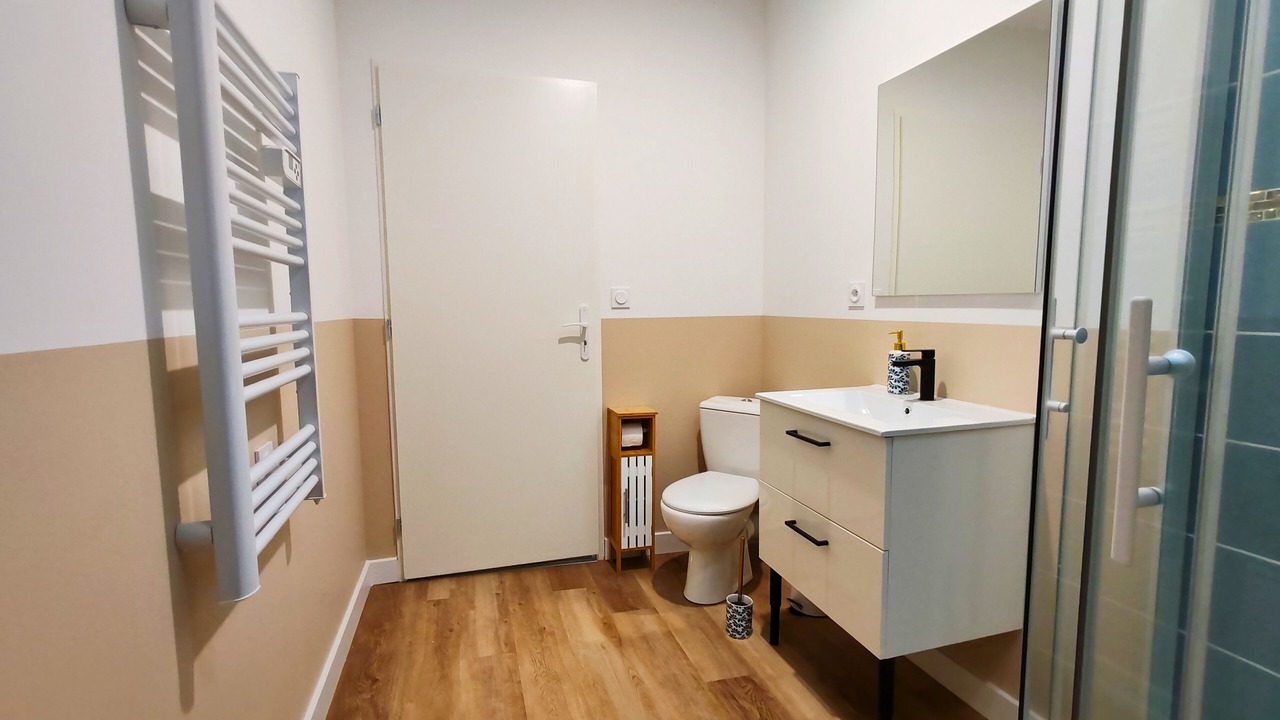 Photo of Bathroom in Tonneins