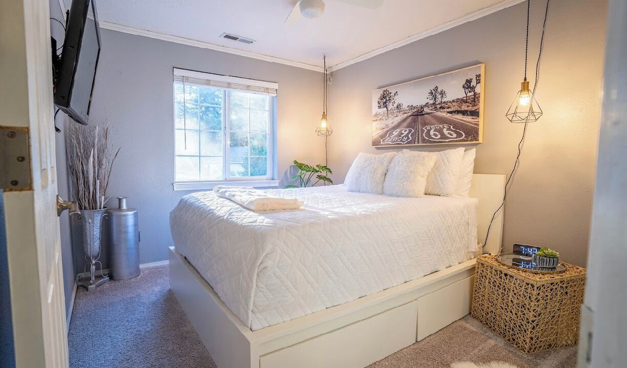 Photo of Bedroom in Sherwood - Tualatin South