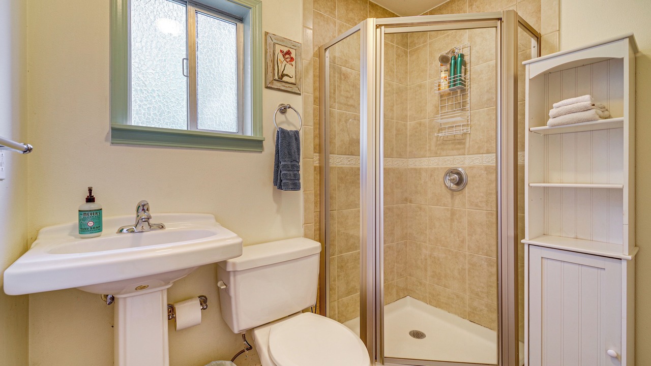 Photo of Bathroom in Darrington