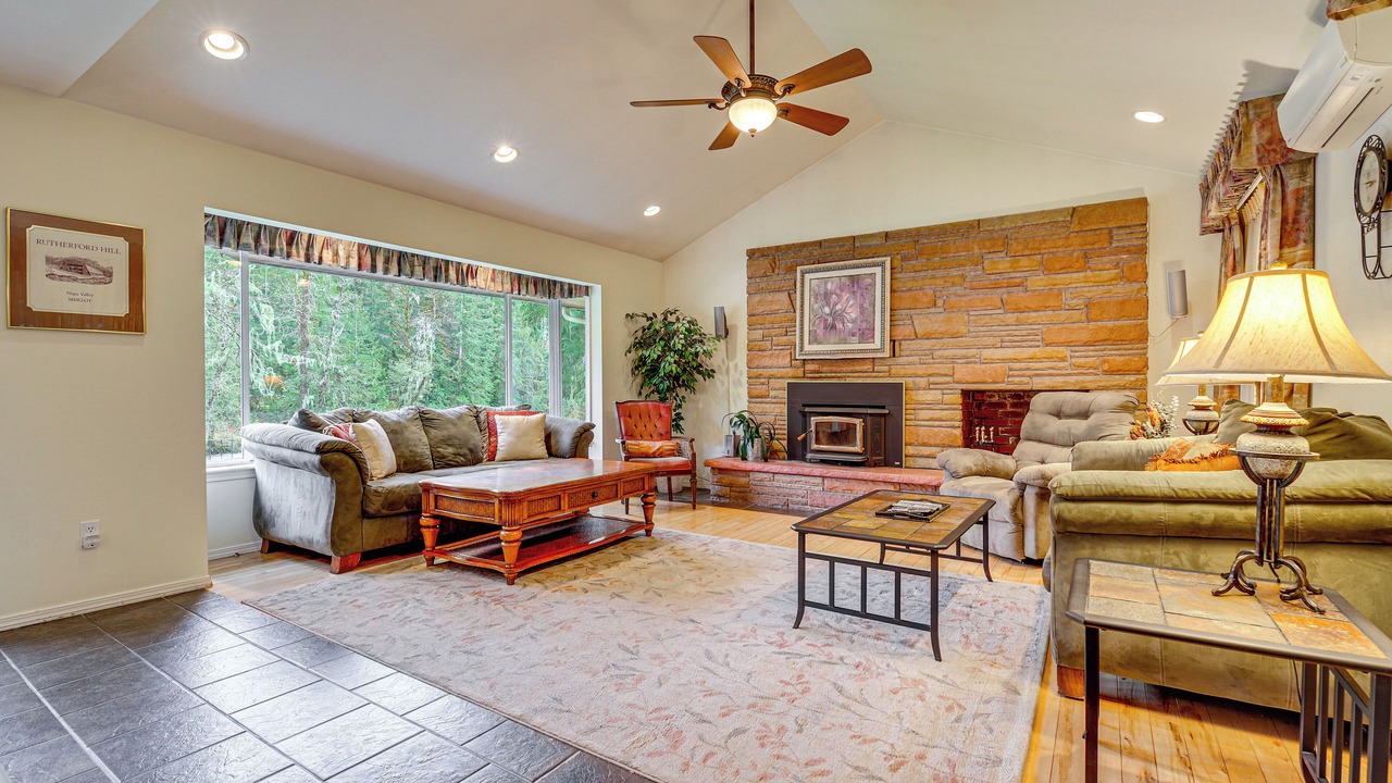 Photo of Others in Darrington