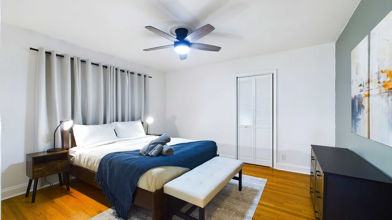 Photo of Bedroom in Carter Riverside