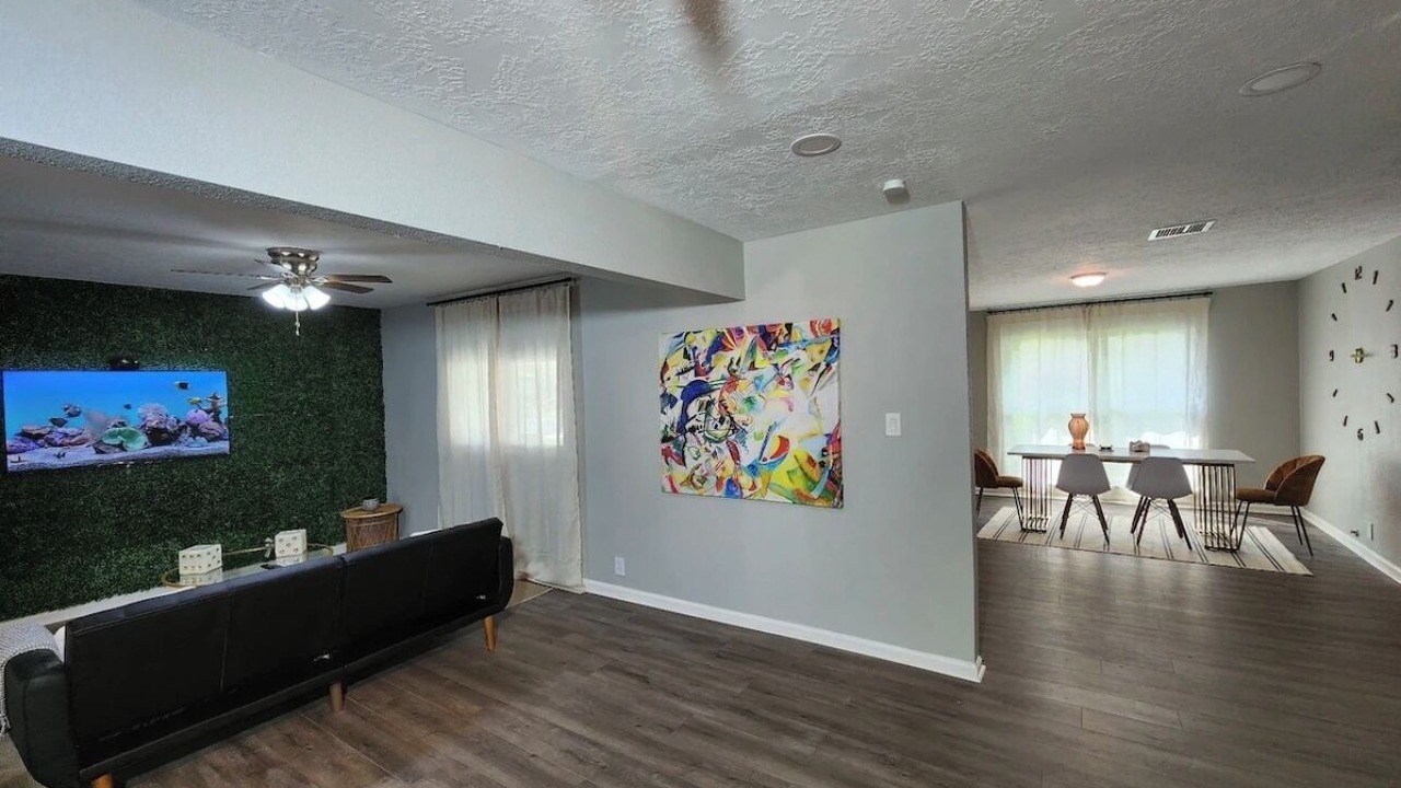Photo of Livingroom in Houston