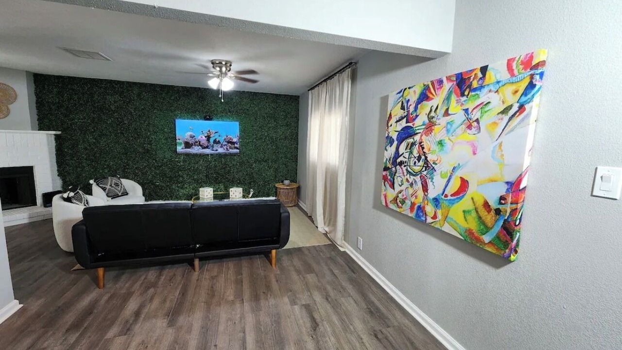 Photo of Livingroom in Houston