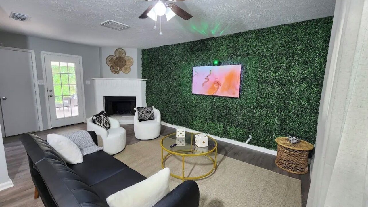 Photo of Livingroom in Houston