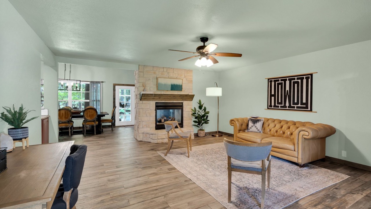 Photo of Livingroom in Roanoke
