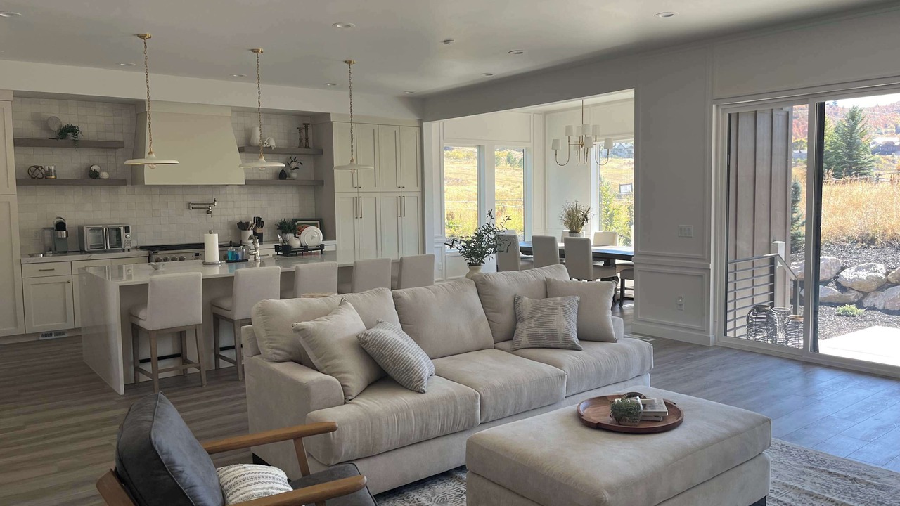 Photo of Livingroom in Ogden