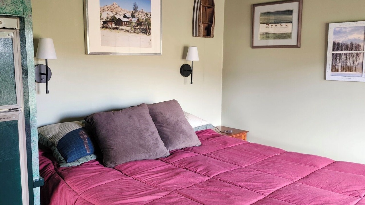 Photo of Bedroom in Oroville