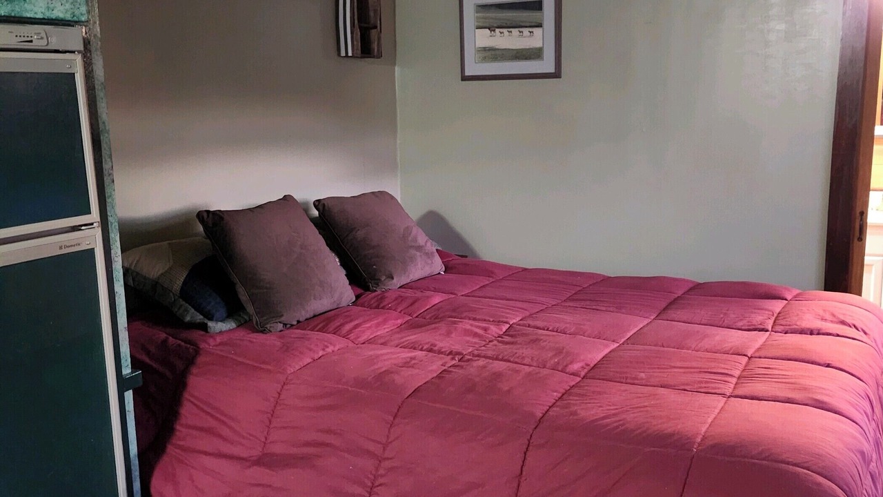 Photo of Bedroom in Oroville