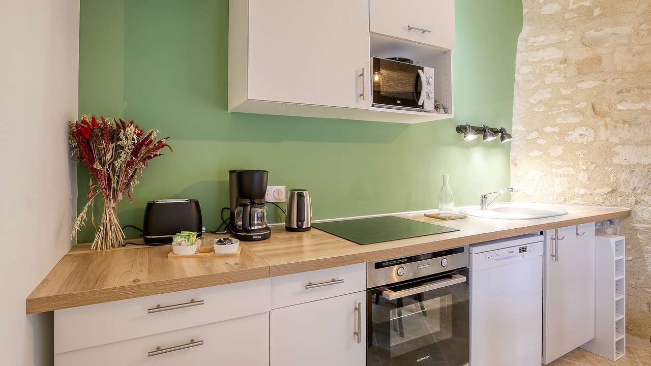 Photo of Kitchen in Distre