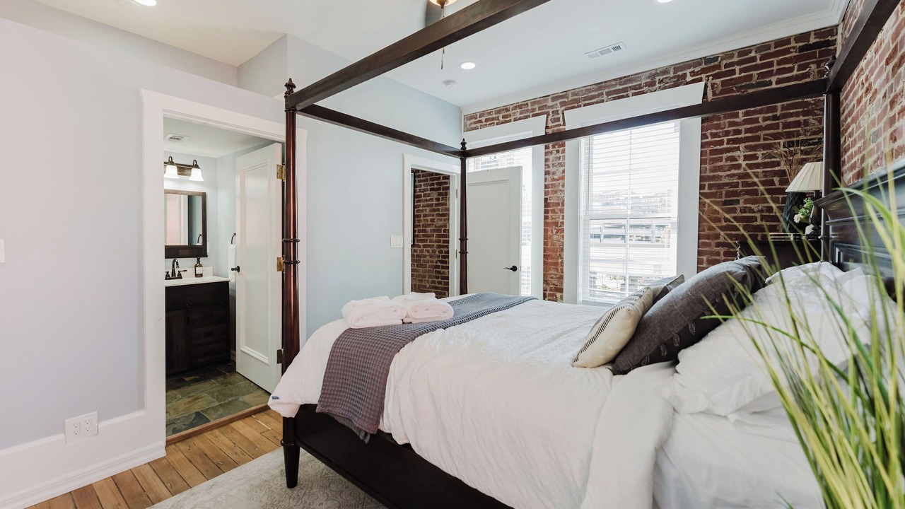 Photo of Bedroom in Downtown St. Louis