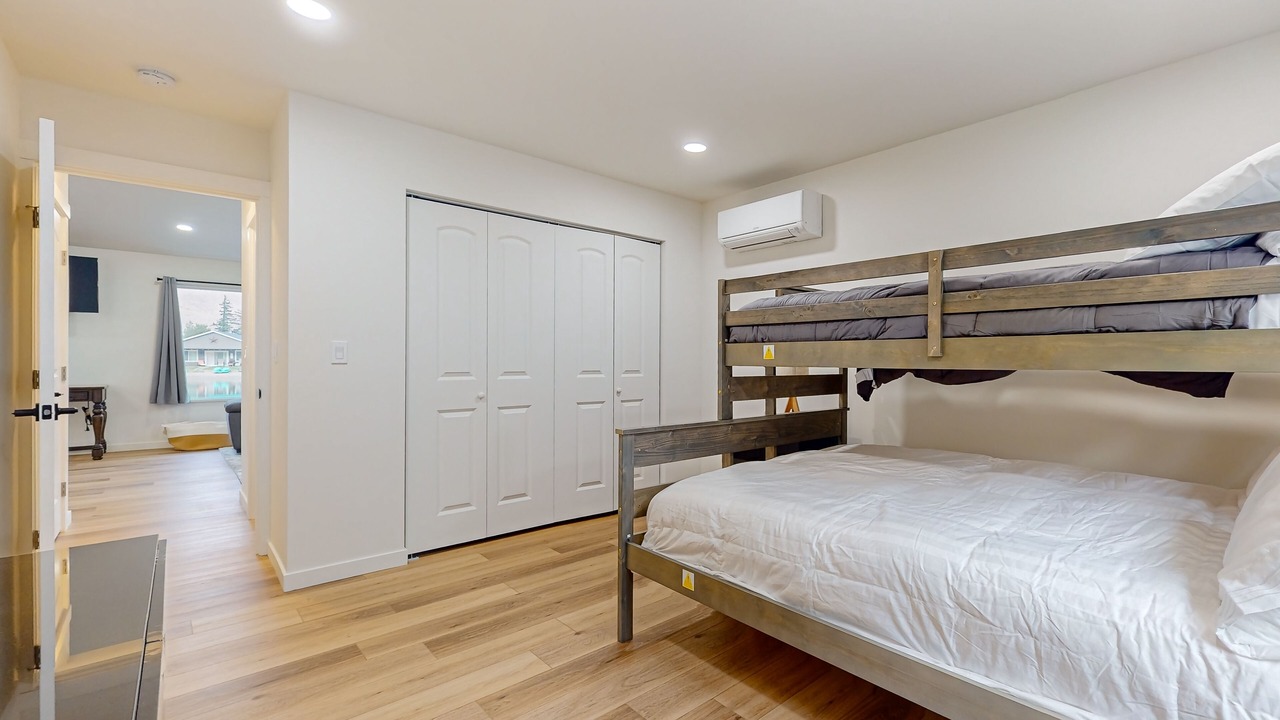 Photo of Bedroom in Cle Elum